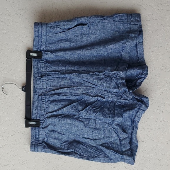 Two (2) pairs XXL shorts Gap & Old Navy 🌛 - Picture 11 of 16